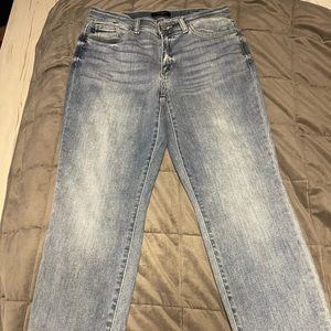 Judy Blue non-distressed boyfriend fit.